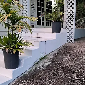 Homestay Rain, Bridgetown
